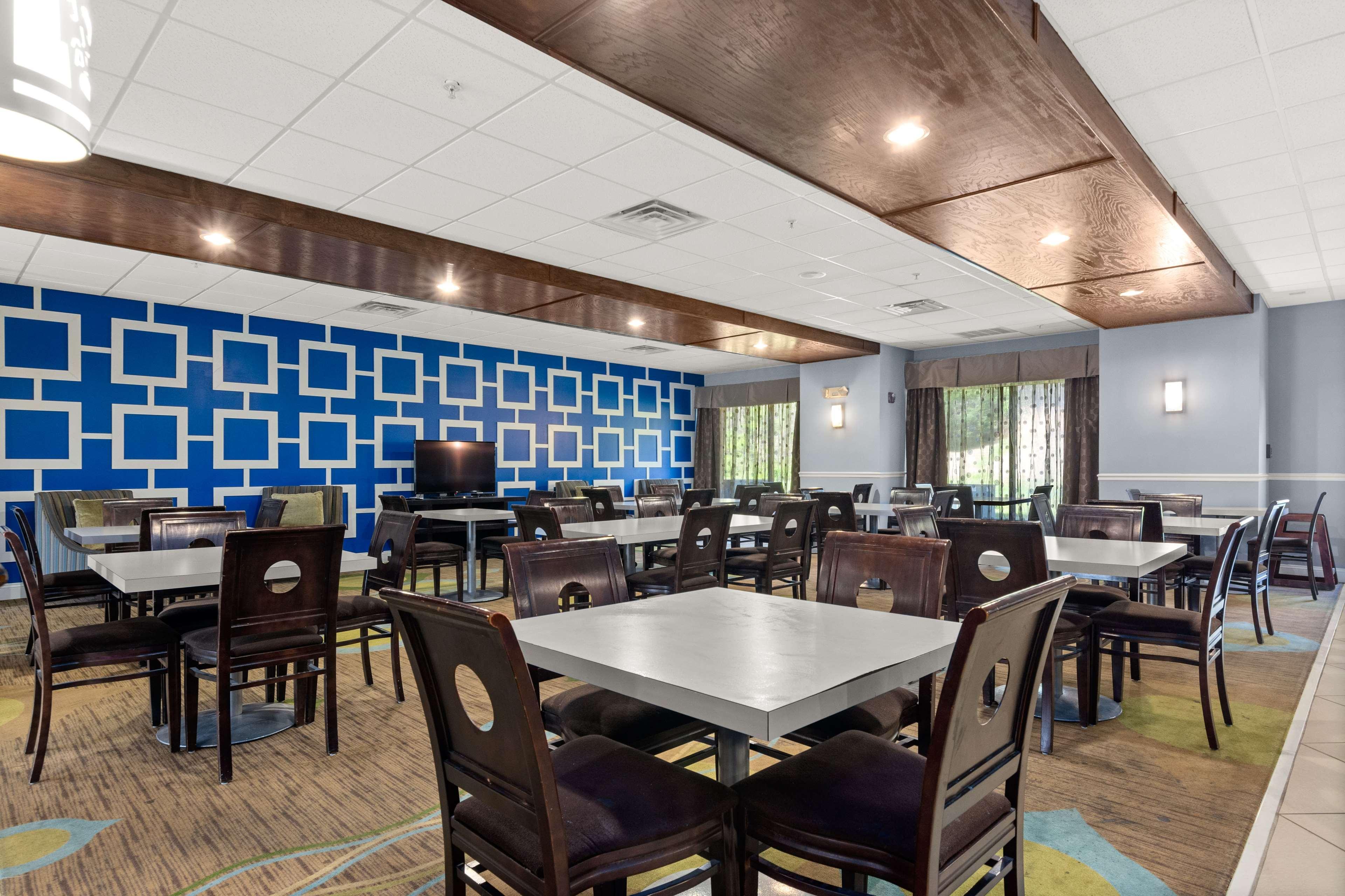 Surestay Plus Hotel By Best Western Portland Route 52 West Dış mekan fotoğraf