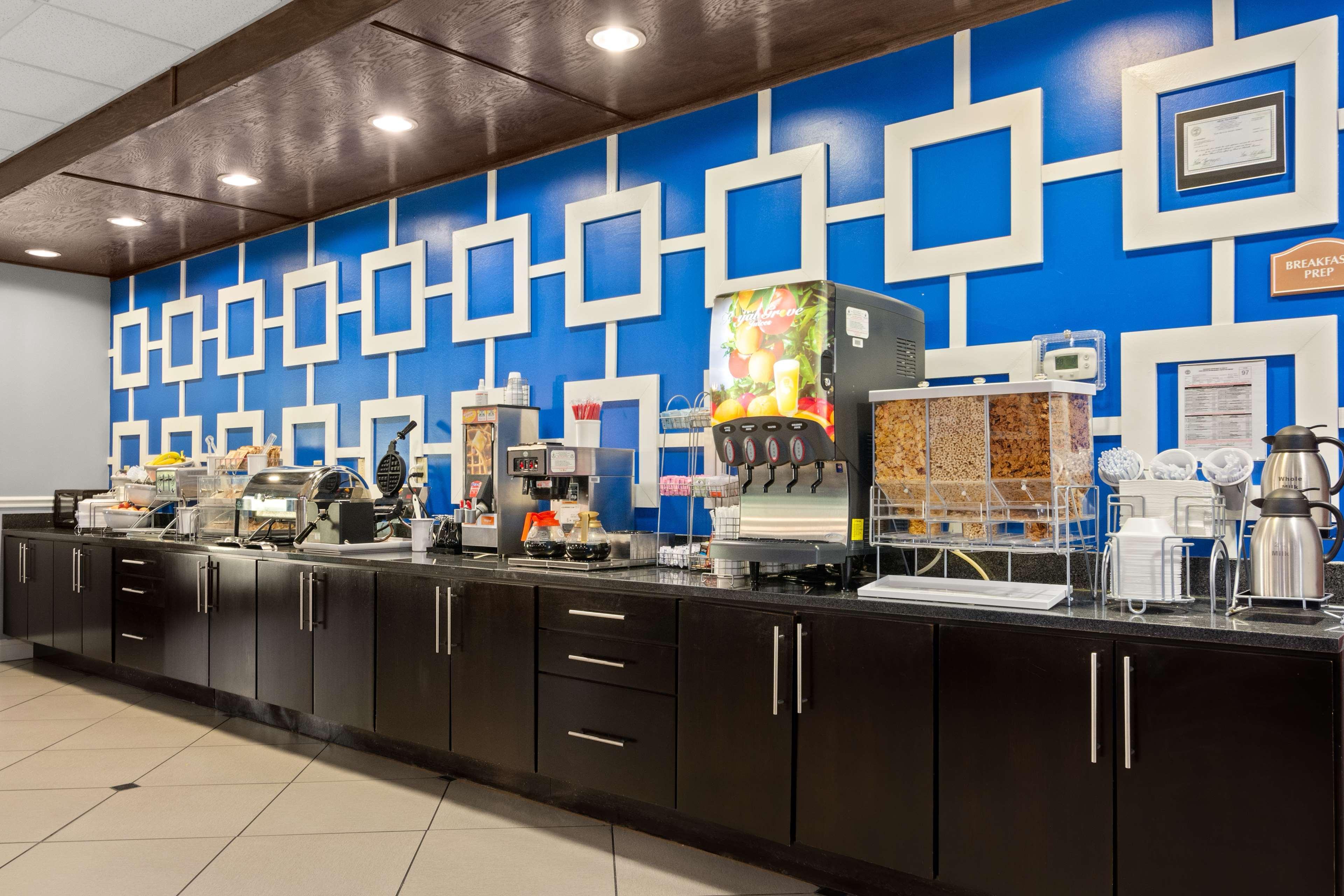 Surestay Plus Hotel By Best Western Portland Route 52 West Dış mekan fotoğraf